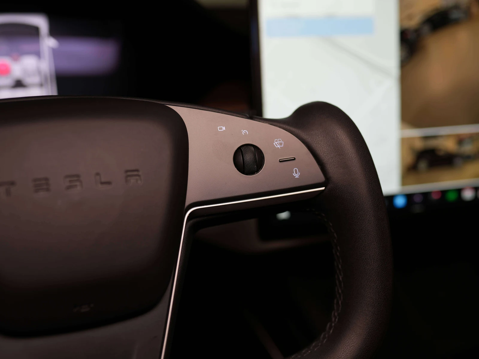 2023 Tesla Model X, 11/25