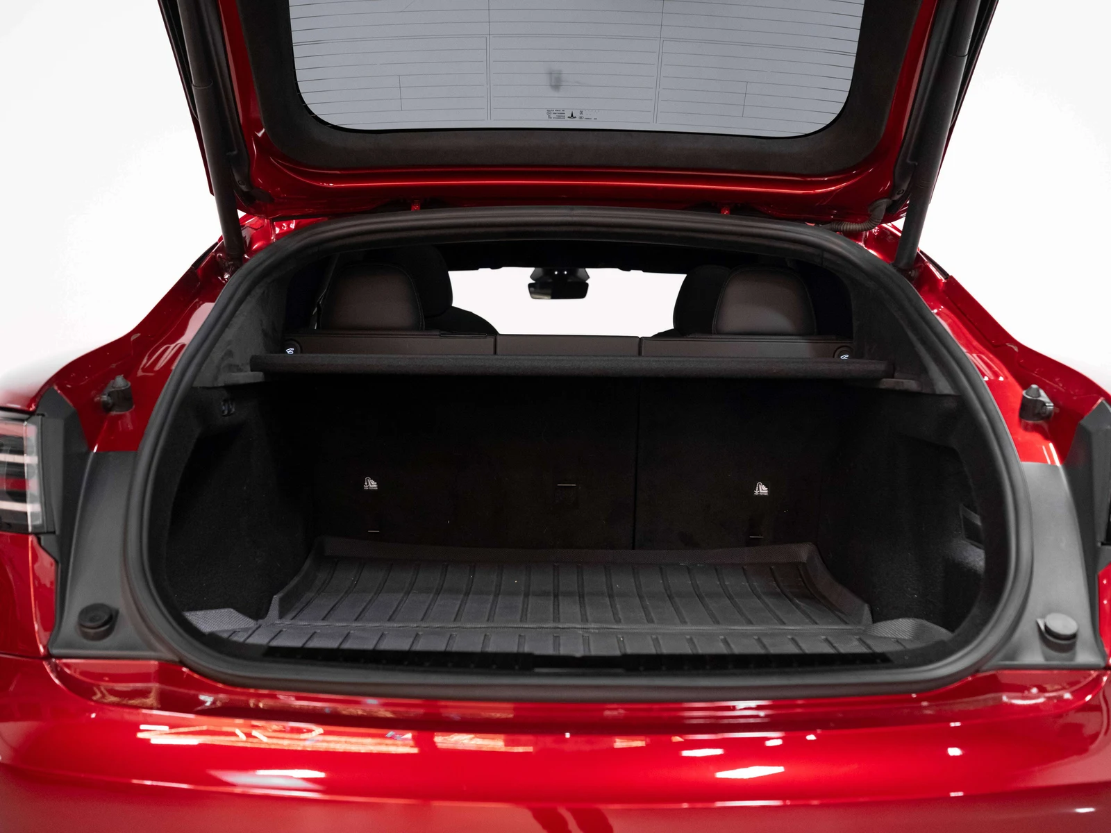 2023 Tesla Model S, 24/28