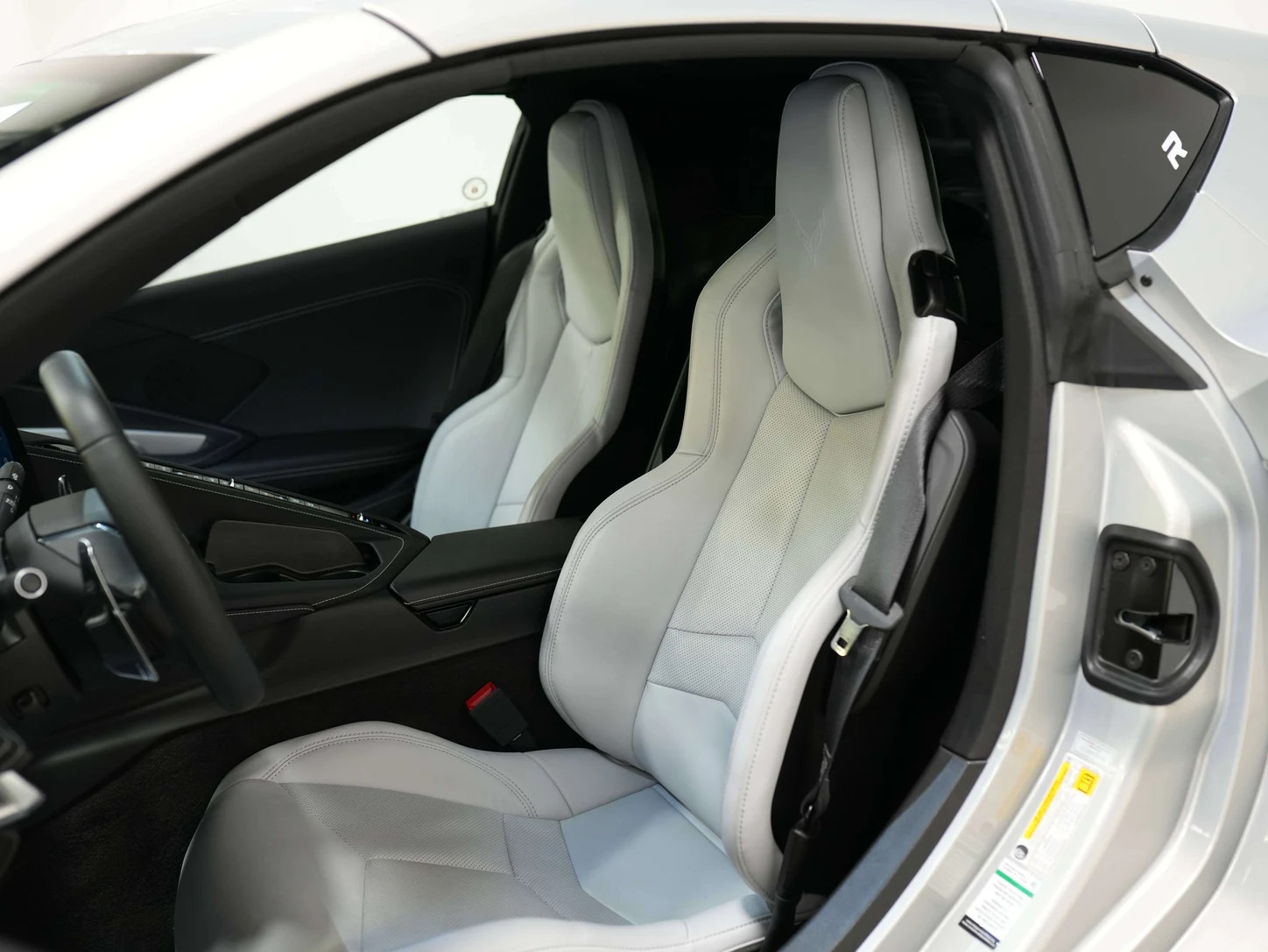 2024 Chevrolet Corvette Stingray C8, 16/28