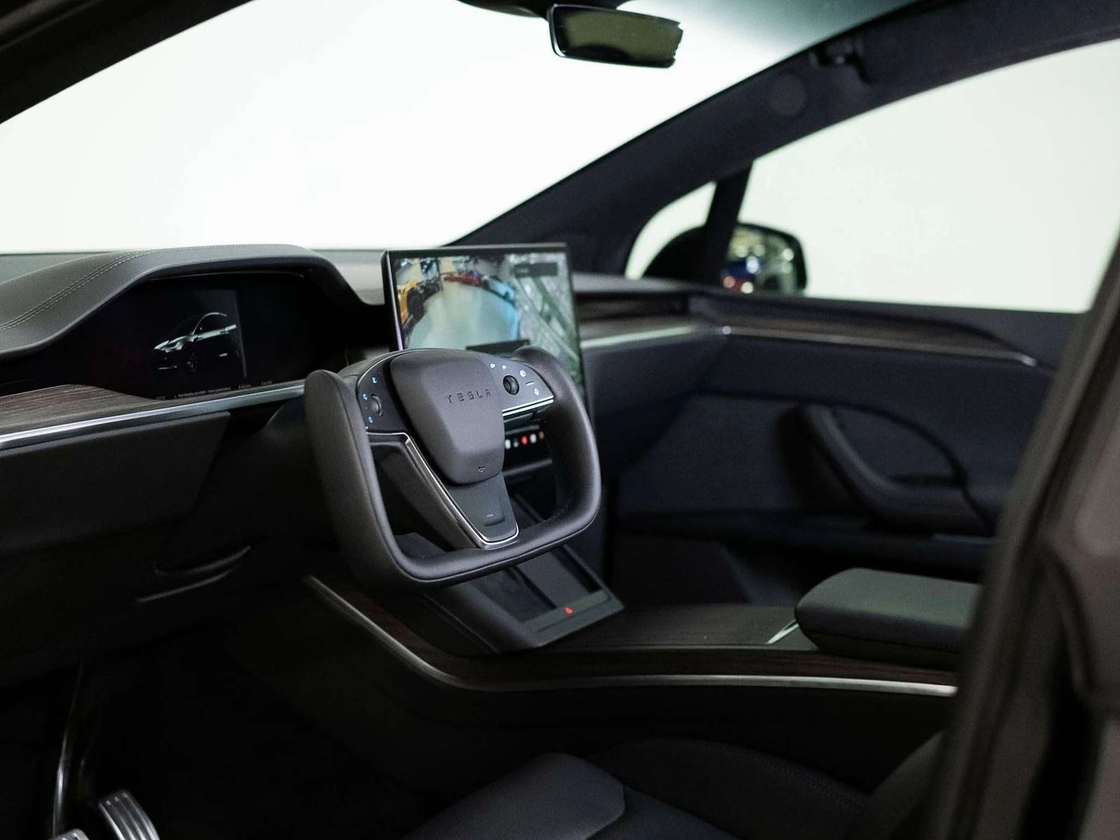 2023 Tesla Model X, 10/25