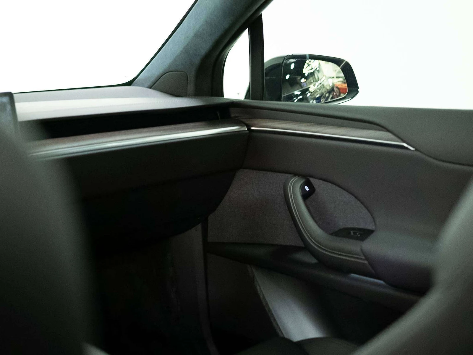 2023 Tesla Model X, 20/25