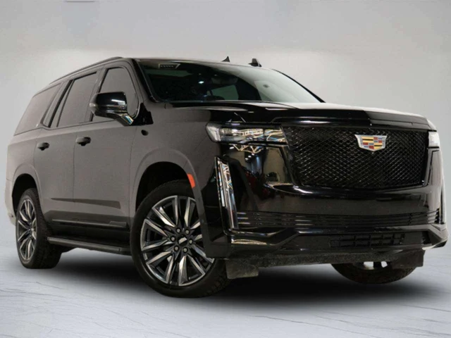 2021 Cadillac Escalade Sport (5th Generation), 2/30