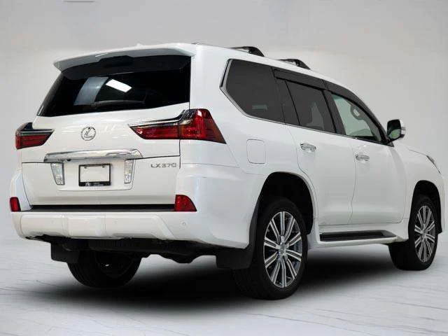 2017 Lexus LX 570, 4/30