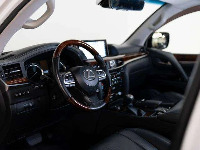 2017 Lexus LX 570, 8/30