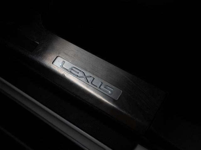 2017 Lexus LX 570, 9/30