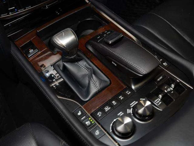 2017 Lexus LX 570, 20/30