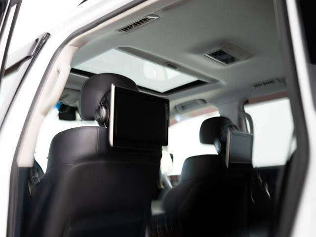2017 Lexus LX 570, 30/30