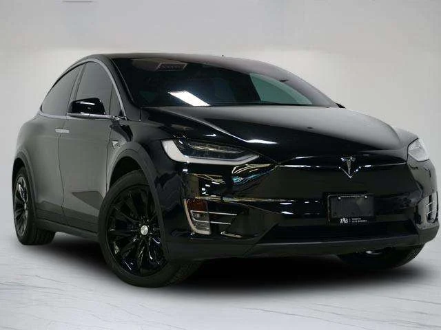 2021 Tesla Model X, 2/26