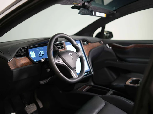 2021 Tesla Model X, 9/26