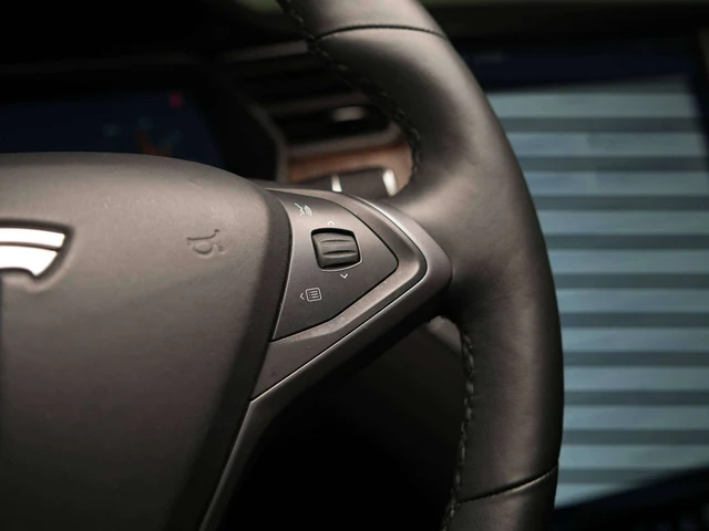 2021 Tesla Model X, 12/26