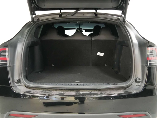 2021 Tesla Model X, 25/26