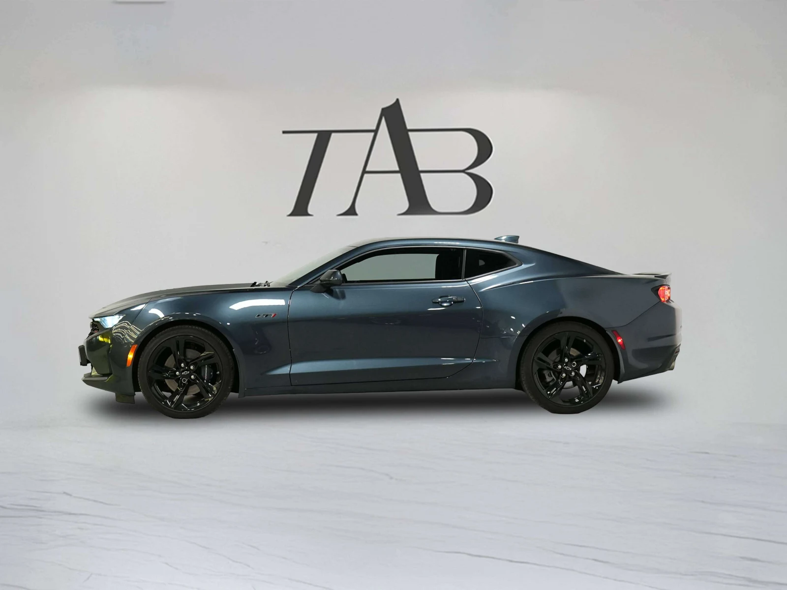 2023 Chevrolet Camaro LT1 (6th Generation), 27/28