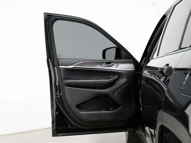 2023 Jeep Grand Cherokee L Limited, 9/28