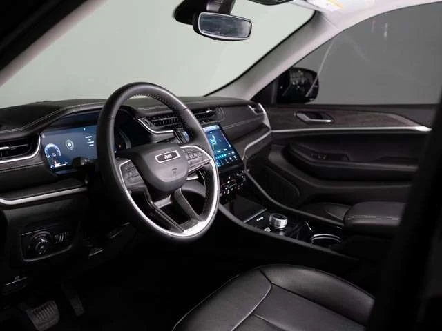 2023 Jeep Grand Cherokee L Limited, 10/28