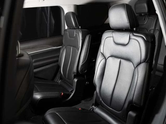 2023 Jeep Grand Cherokee L Limited, 23/28