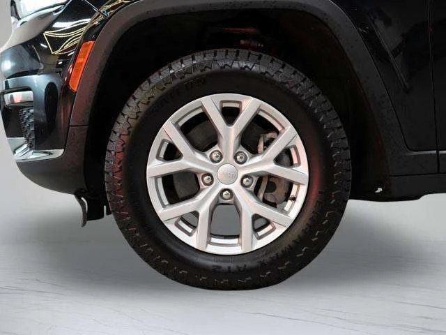 2023 Jeep Grand Cherokee L Limited, 26/28