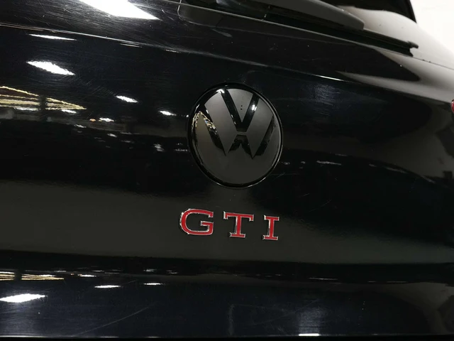 2024 Volkswagen Golf GTI, 20/27