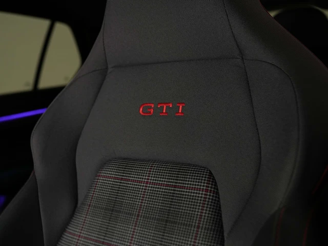 2024 Volkswagen Golf GTI, 23/27