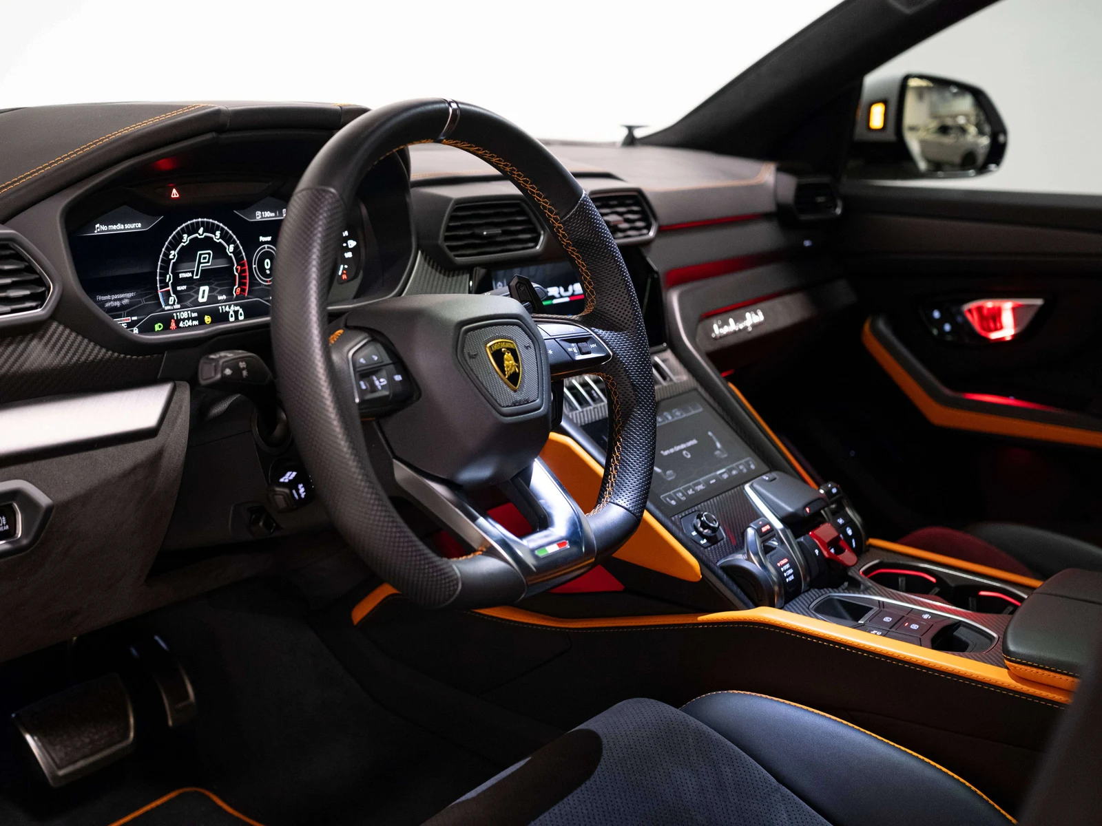 2022 Lamborghini Urus, 10/30