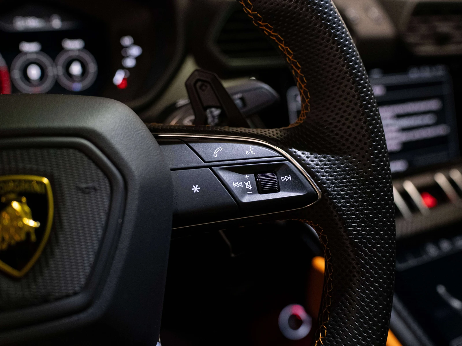 2022 Lamborghini Urus, 15/30