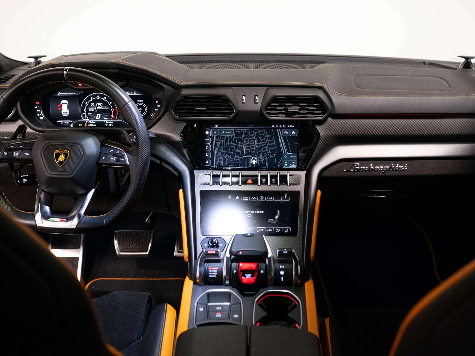 2022 Lamborghini Urus, 25/30