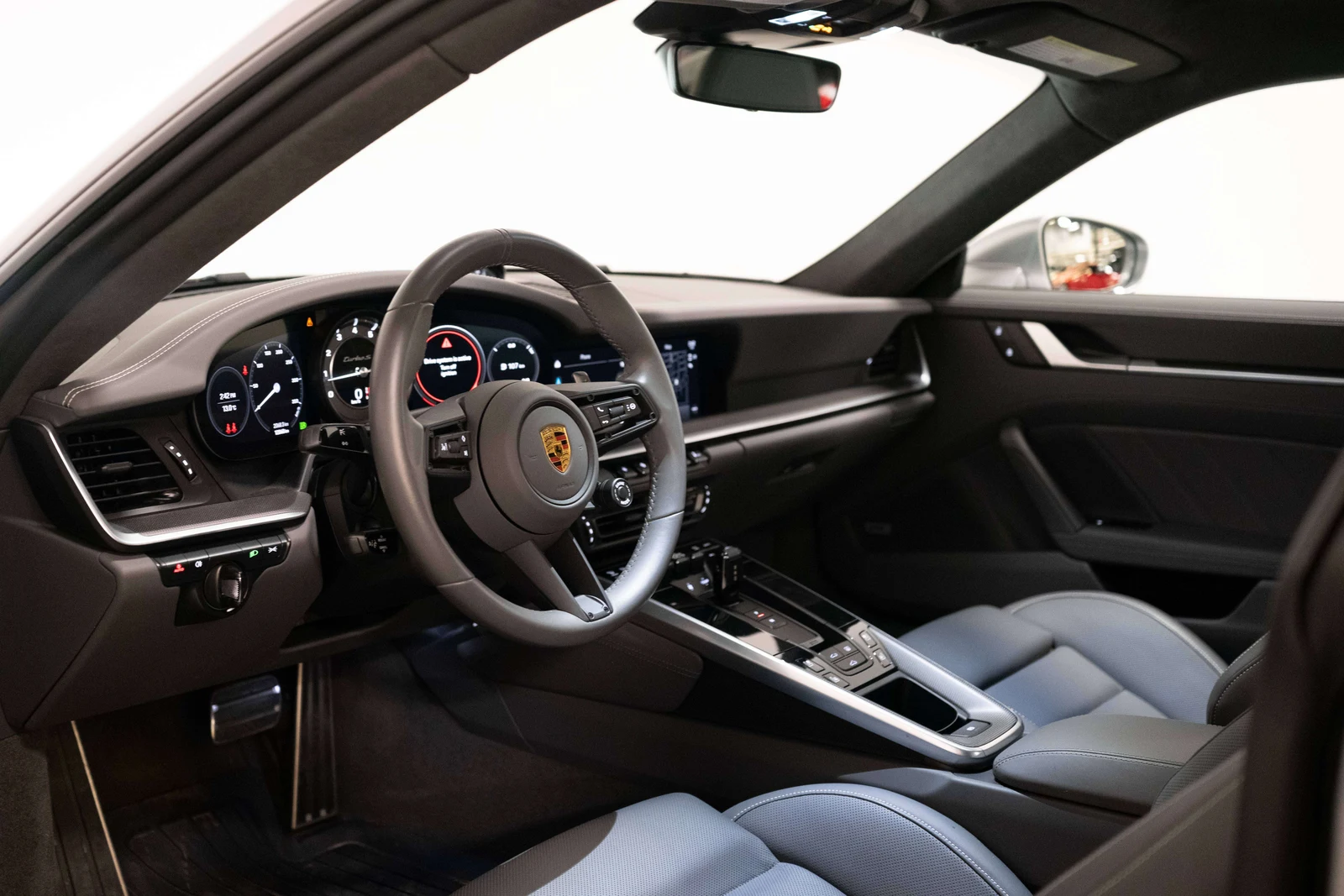 2022 Porsche 911 Turbo S (992.1), 10/28