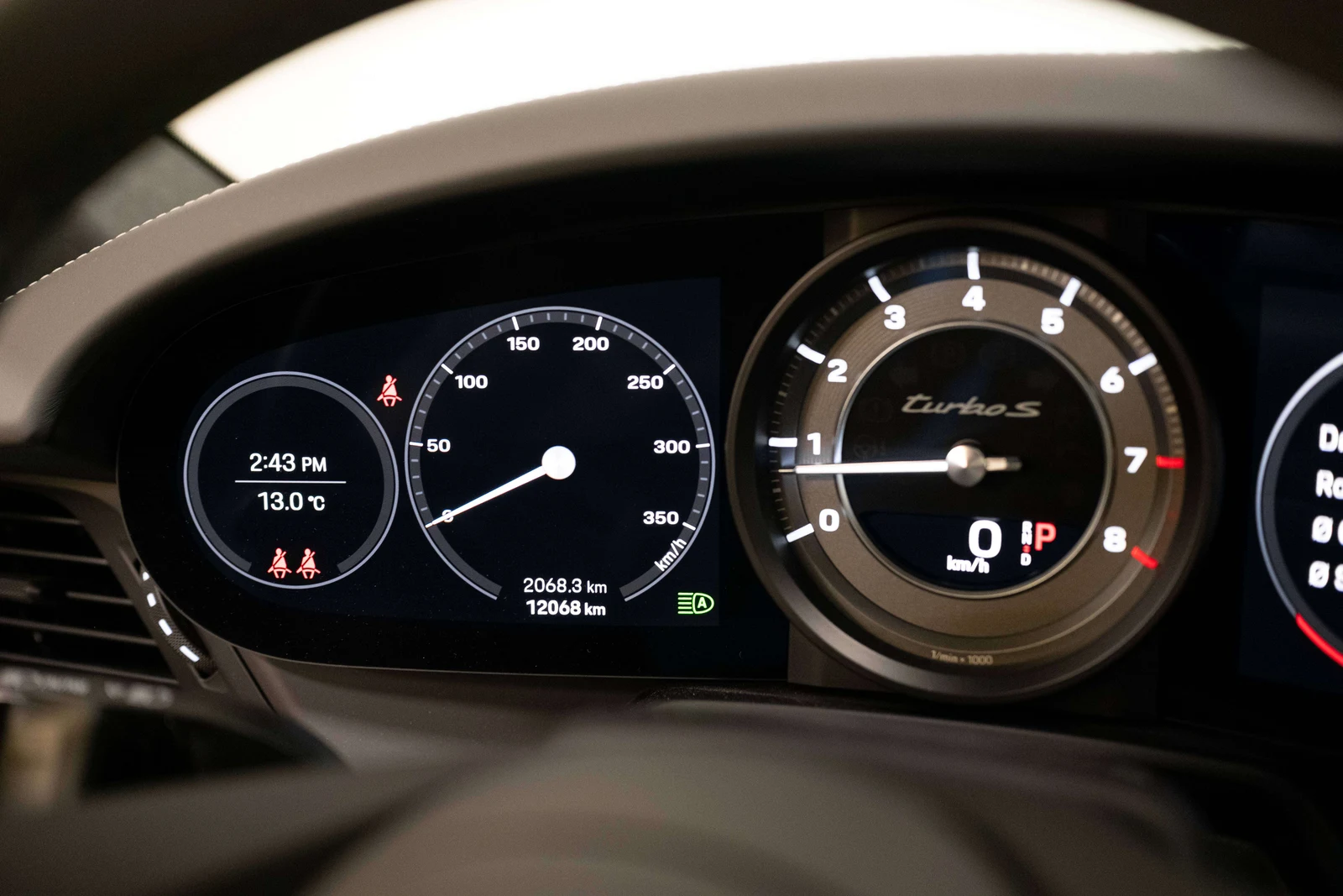 2022 Porsche 911 Turbo S (992.1), 12/28