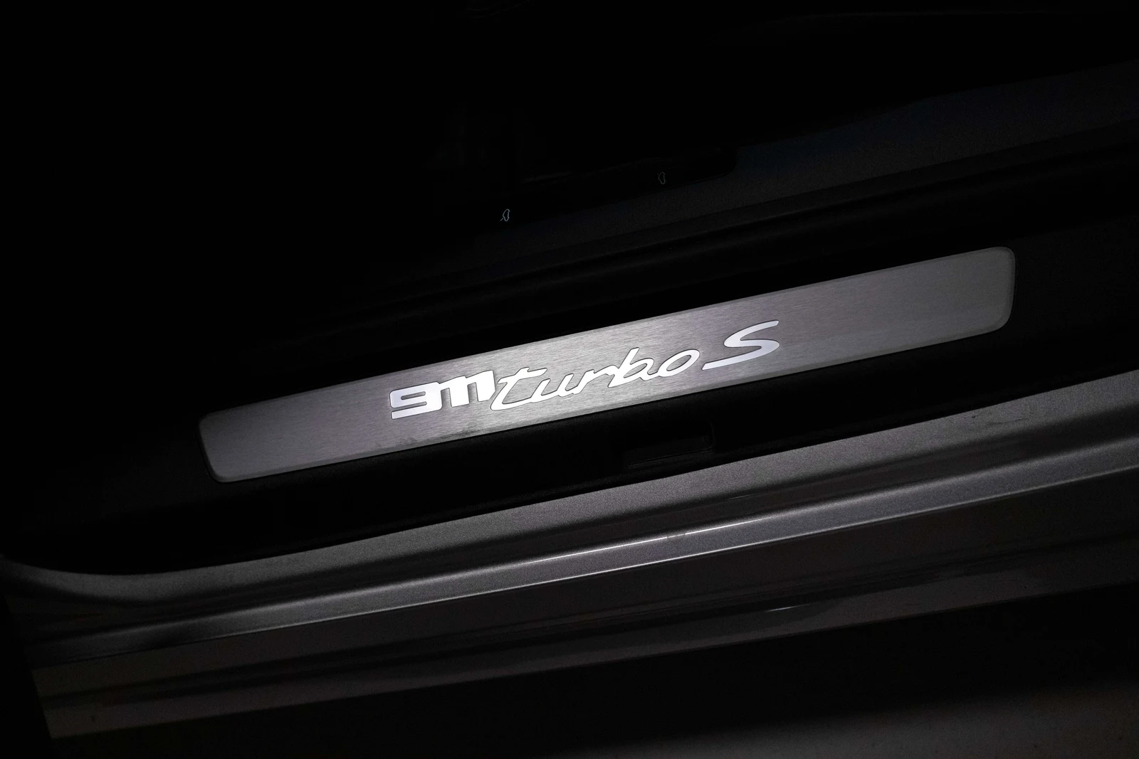 2022 Porsche 911 Turbo S (992.1), 27/28