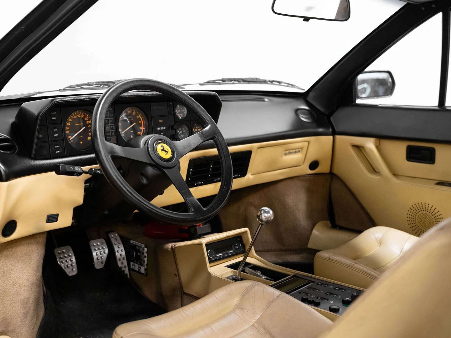 1988 Ferrari Mondial 3.2 Cabriolet, 11/30