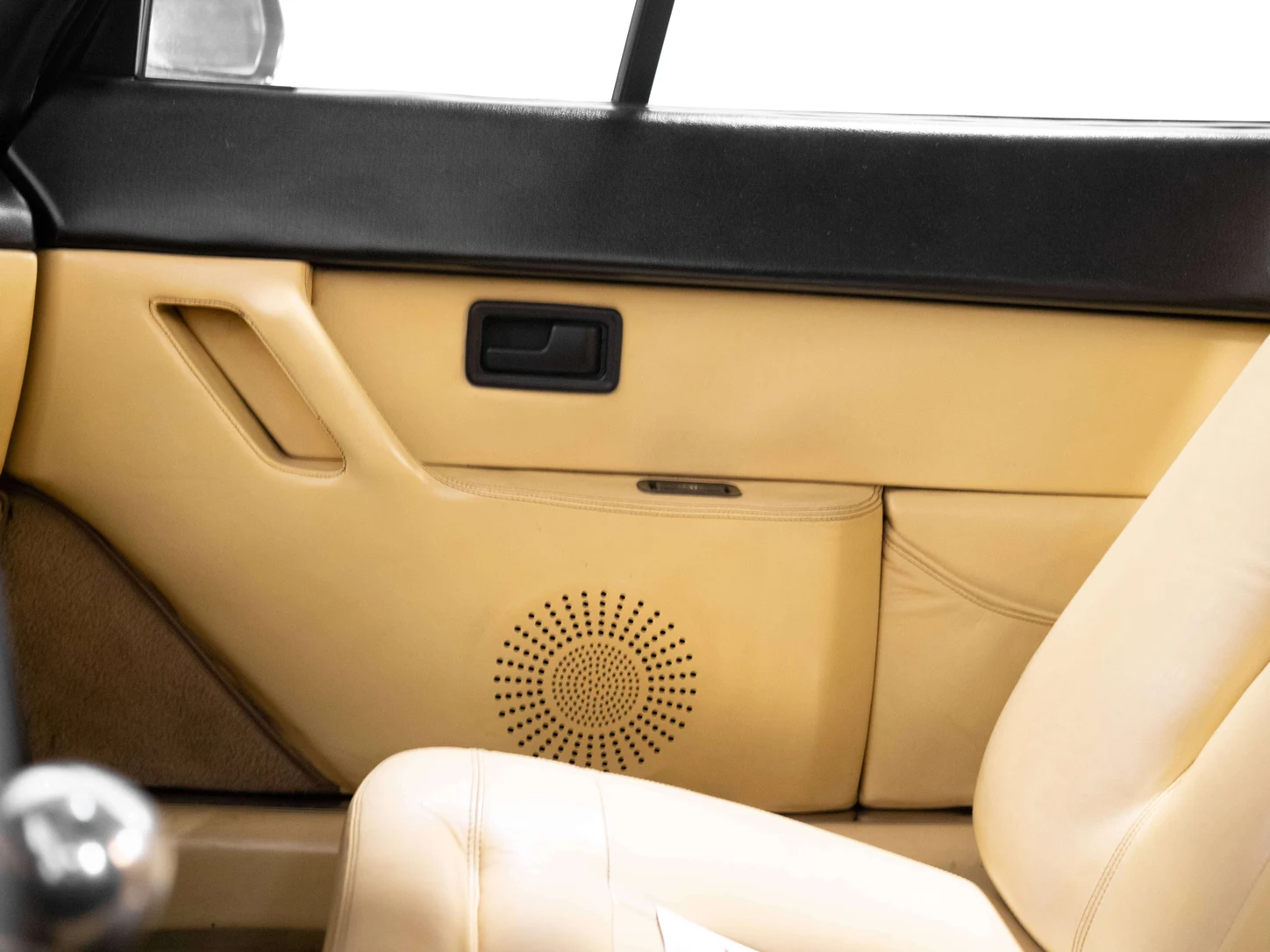 1988 Ferrari Mondial 3.2 Cabriolet, 24/30