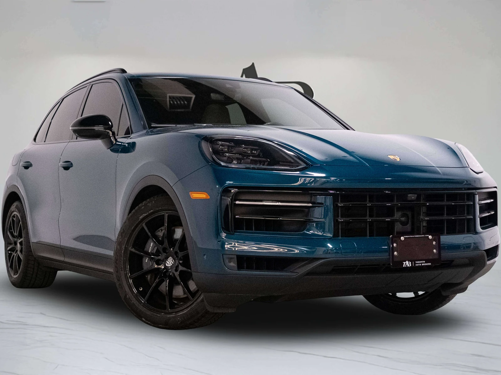 2024 Porsche Cayenne, 2/27