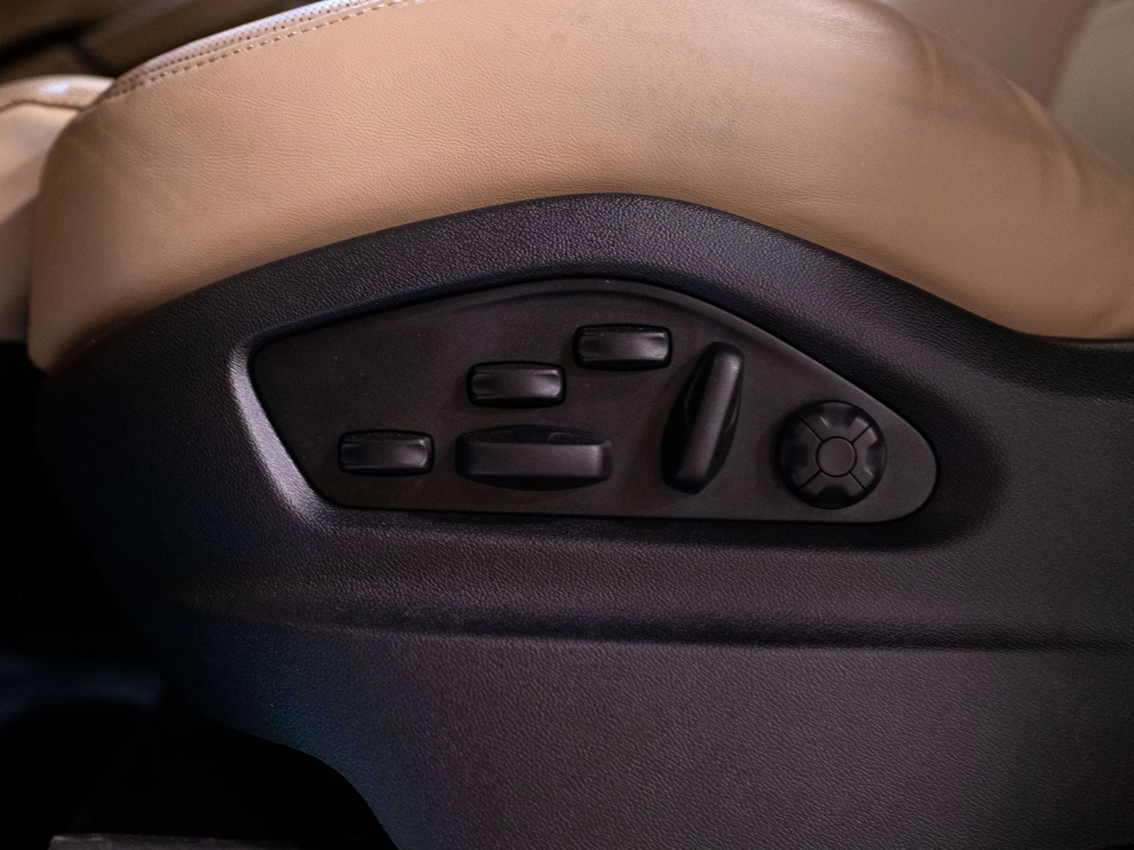 2024 Porsche Cayenne, 9/27