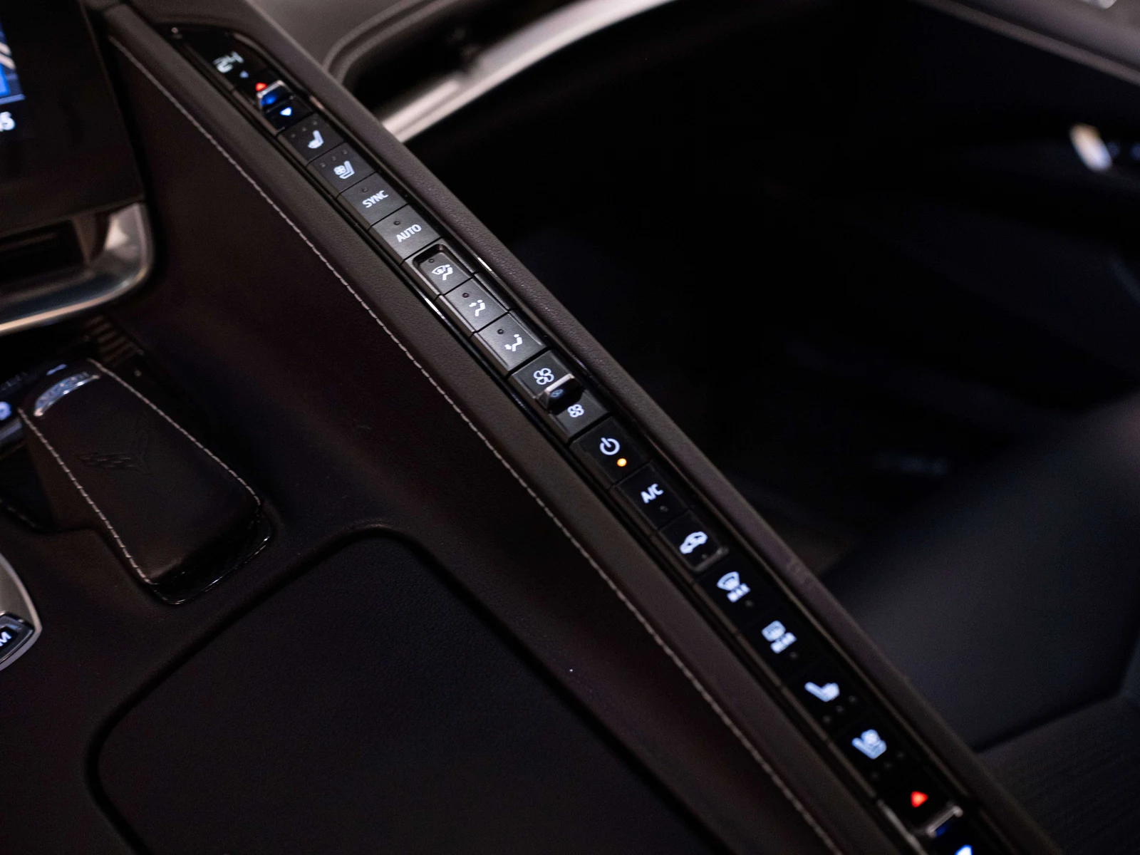 2021 Chevrolet Corvette Stingray 2LT (C8), 20/25