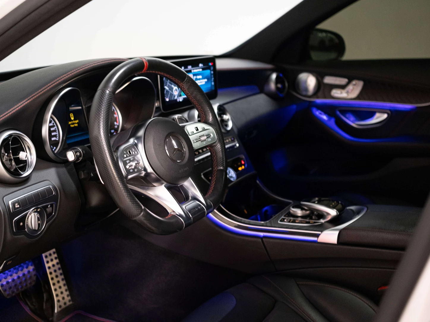 2020 Mercedes-AMG C 43 Sedan, 9/30