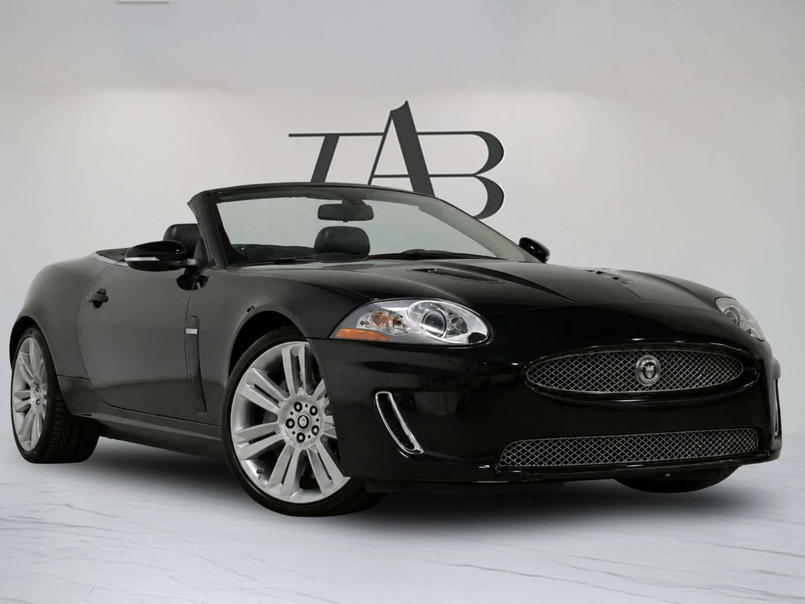 2011 Jaguar XKR Convertible, 2/27