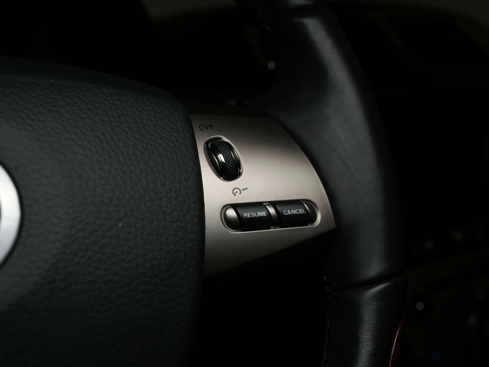 2011 Jaguar XKR Convertible, 12/27