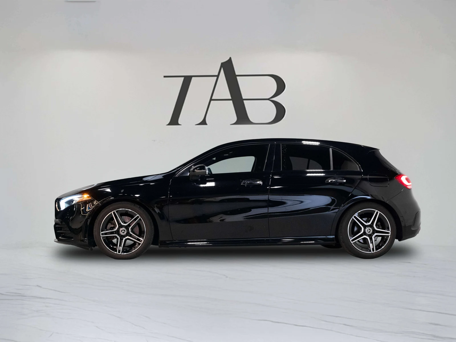 2022 Mercedes-Benz A 250 4MATIC Hatchback, 27/27