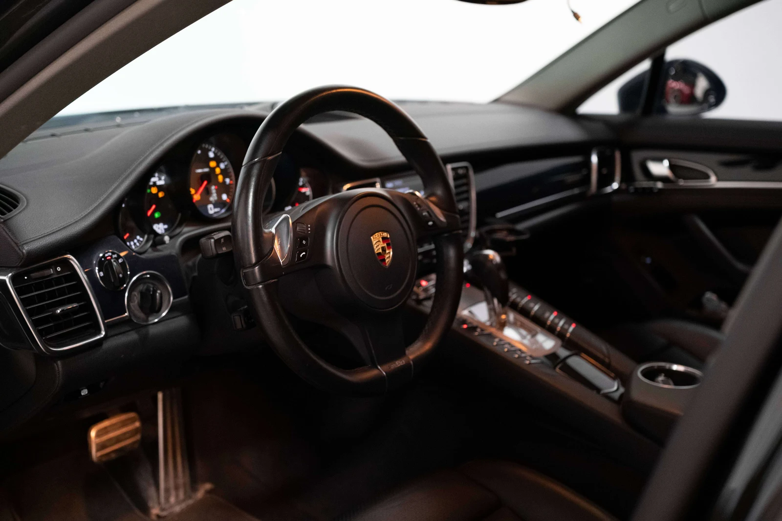 2010 Porsche Panamera 4S, 9/27