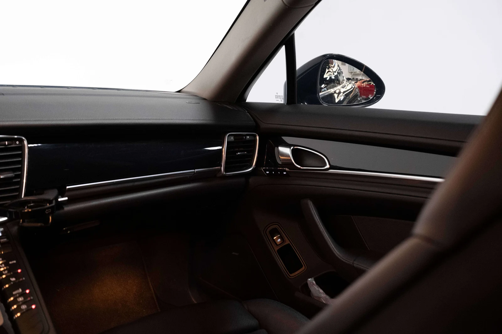 2010 Porsche Panamera 4S, 21/27