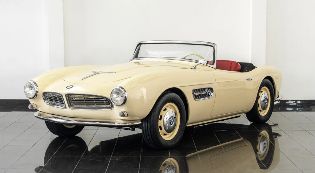 BMW 507 Recreation, 3/10