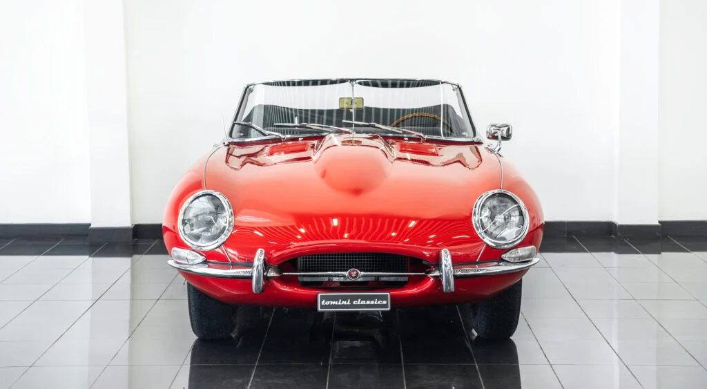 1967 Jaguar E-Type Series 1 4.2 Roadster, 2/10