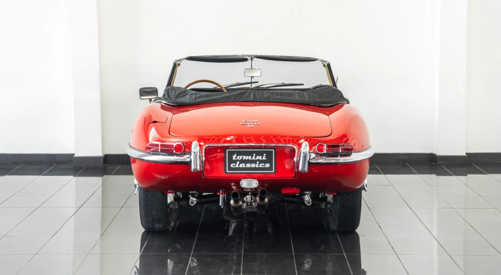 1967 Jaguar E-Type Series 1 4.2 Roadster, 5/10