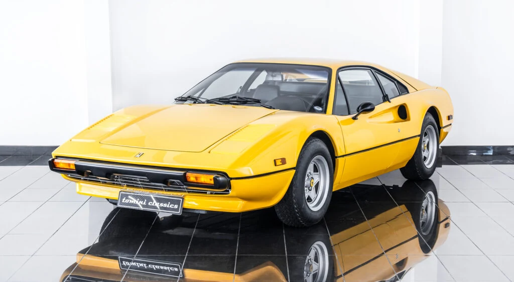 1976 Ferrari 308 GTB Vetroresina, 3/10