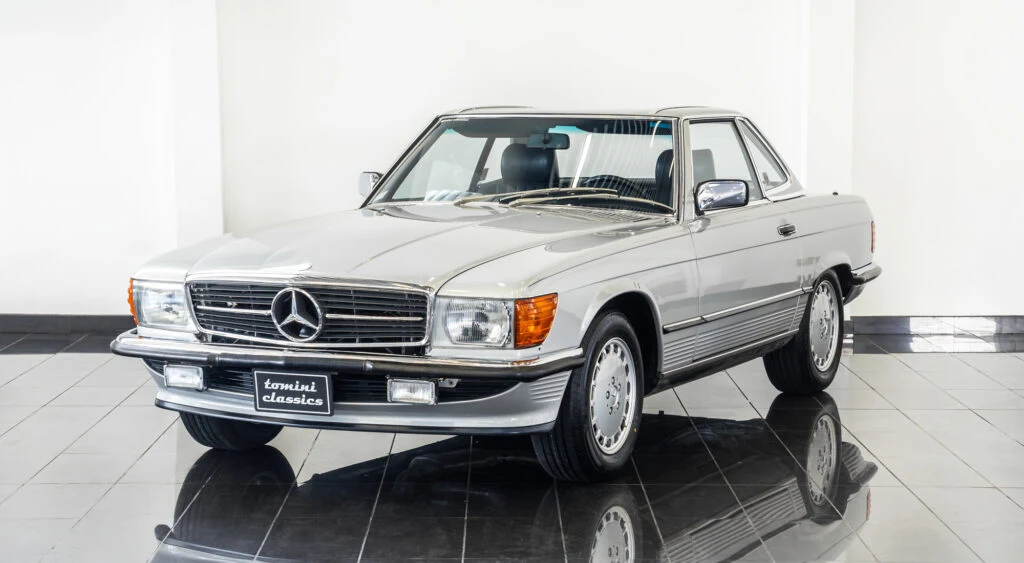 1987 Mercedes-Benz 560 SL, 3/10