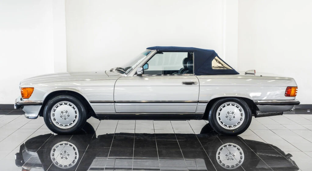 1987 Mercedes-Benz 560 SL, 6/10
