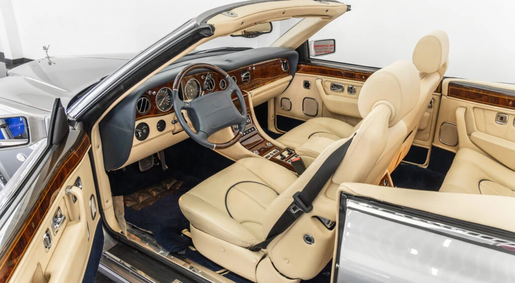 2002 Rolls-Royce Corniche V, 7/10