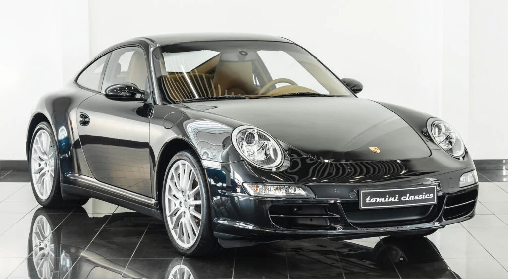 Porsche 911 (997.1) Carrera 4 · black · Tomini Classics
