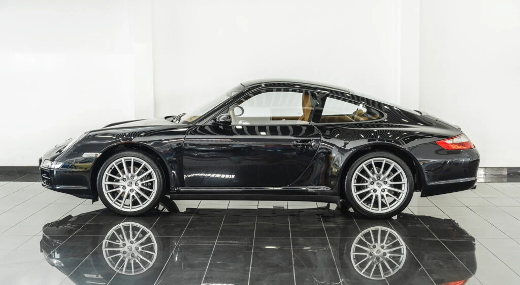 2007 Porsche 911 (997.1) Carrera 4, 4/10