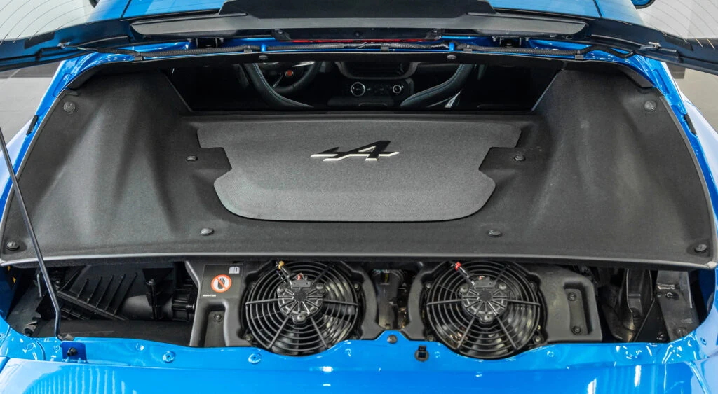 2024 Alpine A110 GT, 8/10