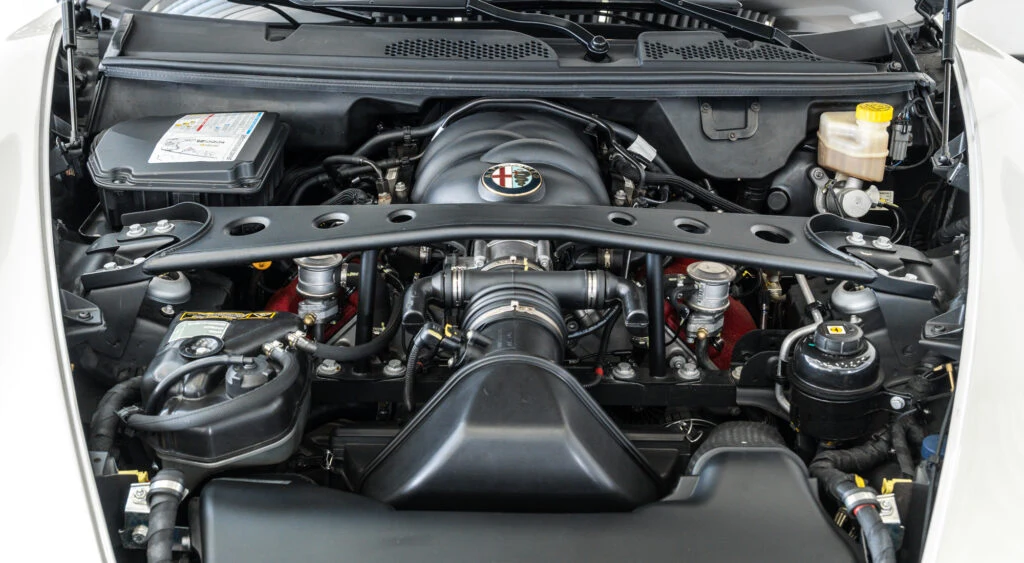 2010 Alfa Romeo 8C Spider, 7/10